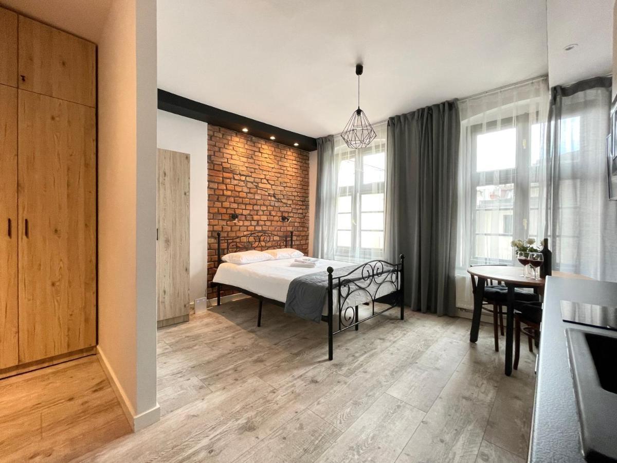 Copernicus Street Apartment - Broken Flowers And Twin Peaks Torun Exterior photo
