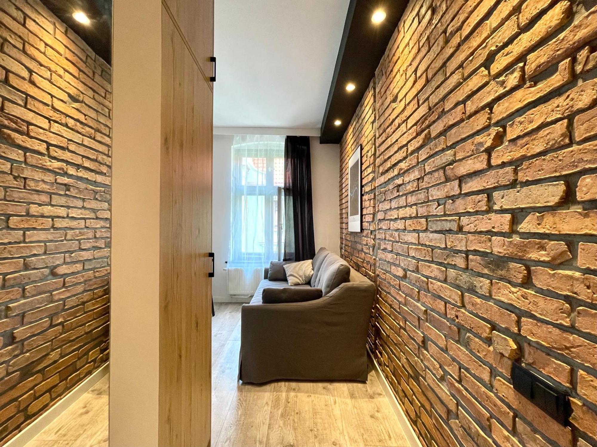 Copernicus Street Apartment - Broken Flowers And Twin Peaks Torun Exterior photo