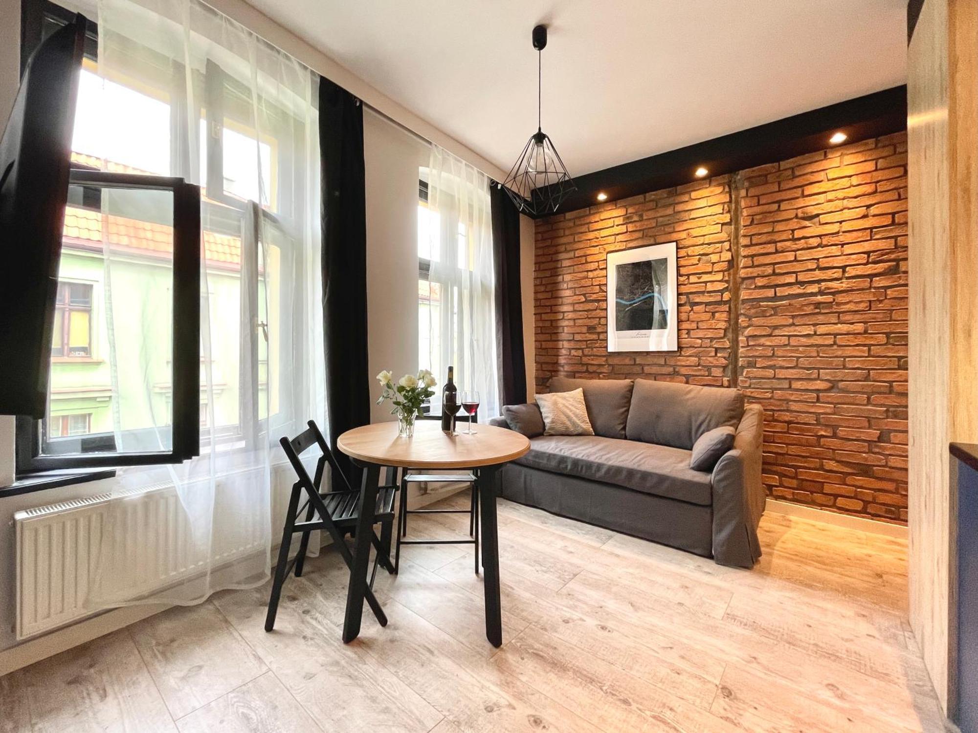 Copernicus Street Apartment - Broken Flowers And Twin Peaks Torun Exterior photo